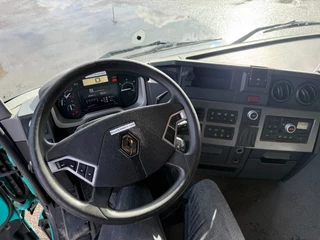 Renault T380 2015 - 4X2 - EURO 6 obrazek 13