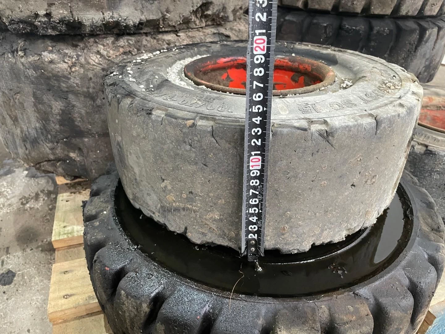 Watts Forklift tires afbeelding 7