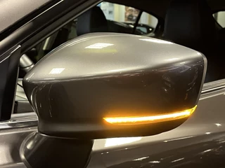 Mazda 3 2018 - 2.0 SkyActiv-G GT-M 120PK Navi Leder Bose Cruise Head Up Display Trekhaak zdjecie 32