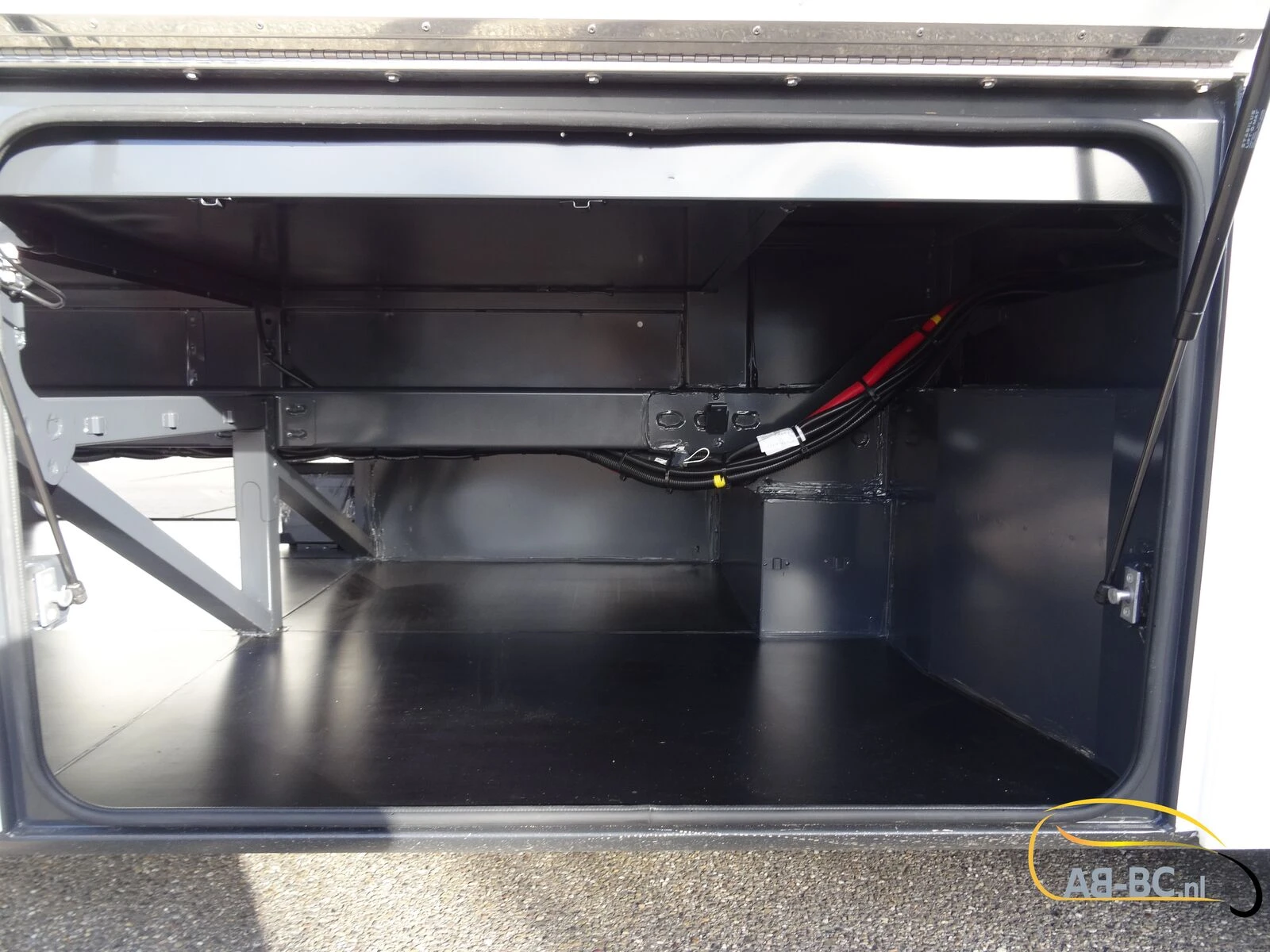 Iveco New 13 MTR Crossway 61 seats ADAS afbeelding 39