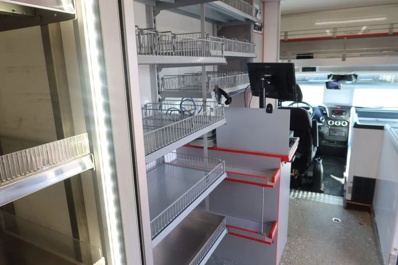Iveco Daily 2019 - 70 C 180 Verkoop/ foodtruck Super markt 3.0 L Turbo diesel + luchtvering zdjęcie 6