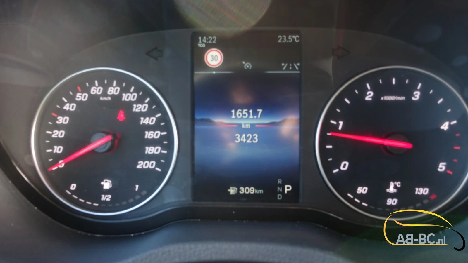 Mercedes-Benz Sprinter 2026 - NEW 519 CDI 24 Seats EURO 6 obrázek 39