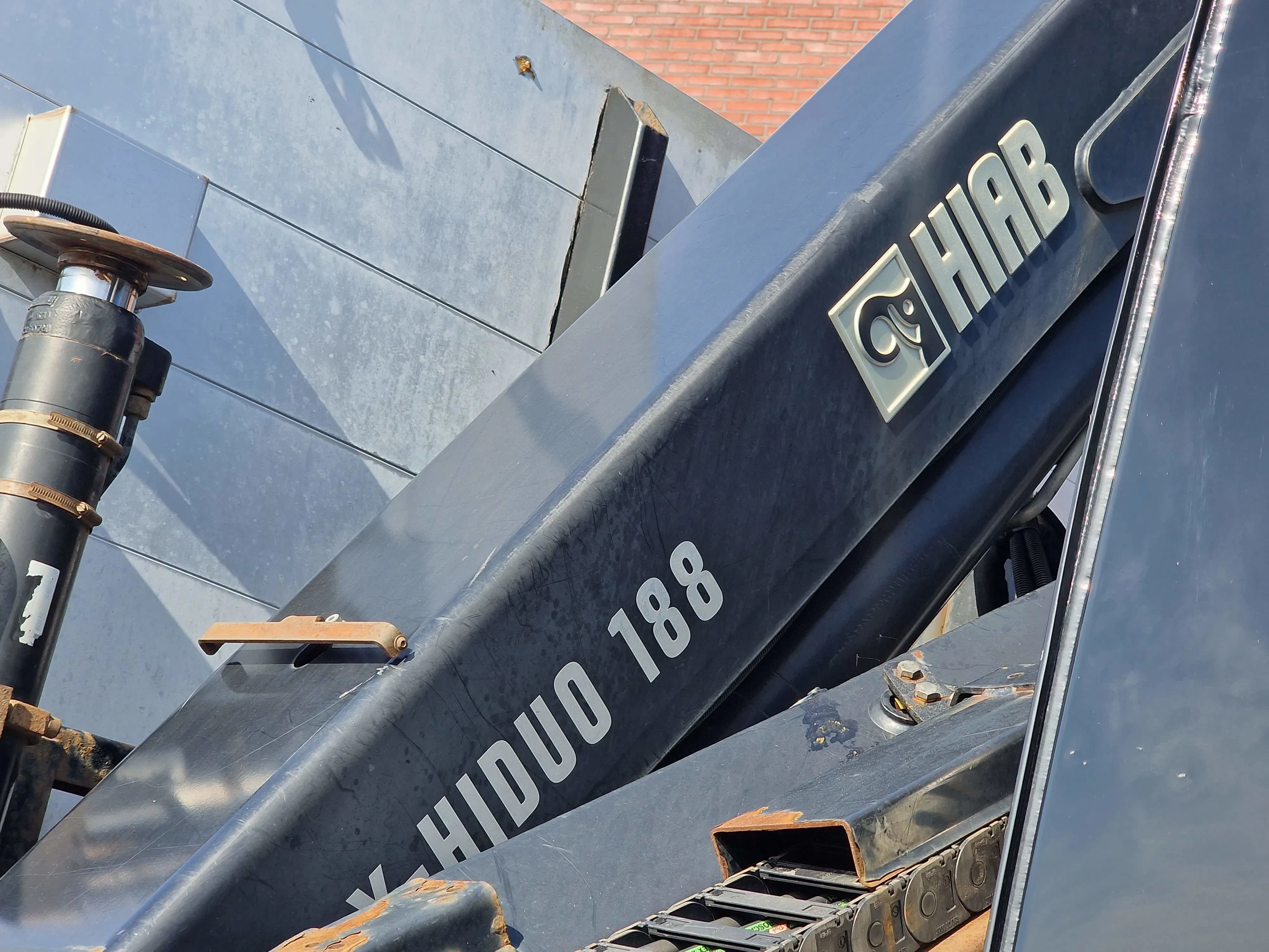 Volvo FM 2014 - 370 6x2*4 - HIAB X-Hiduo 188 E-5 Crane with remote - Euro 6 image 32