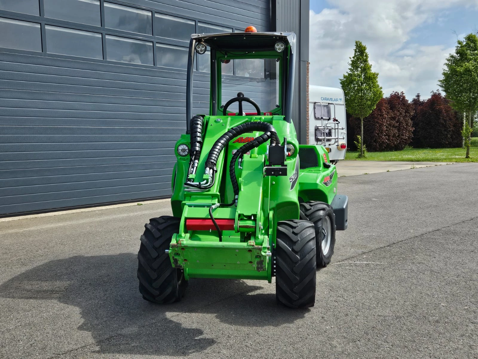 Avant 2024 - 528 TDL+ mini-shovel afbeelding 6