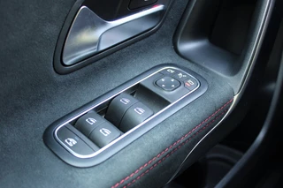 Mercedes-Benz A-Class 2023 - 180 AMG Line Panodak Sfeerlicht !!NIEUWBINNEN!! obrazek 24