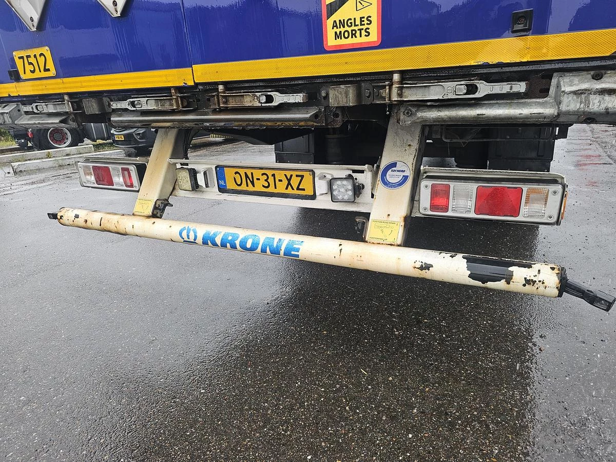 Krone SD - SAF DISC - ALU SIDEBOARDS- ALU RIMS - SLIDING ROOF 2015 image 17
