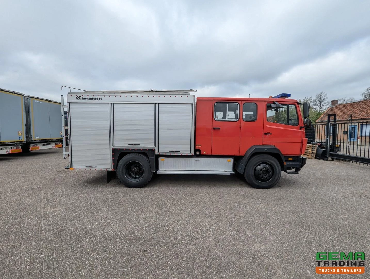 Mercedes-Benz 1124 AF 1992 immagine 9
