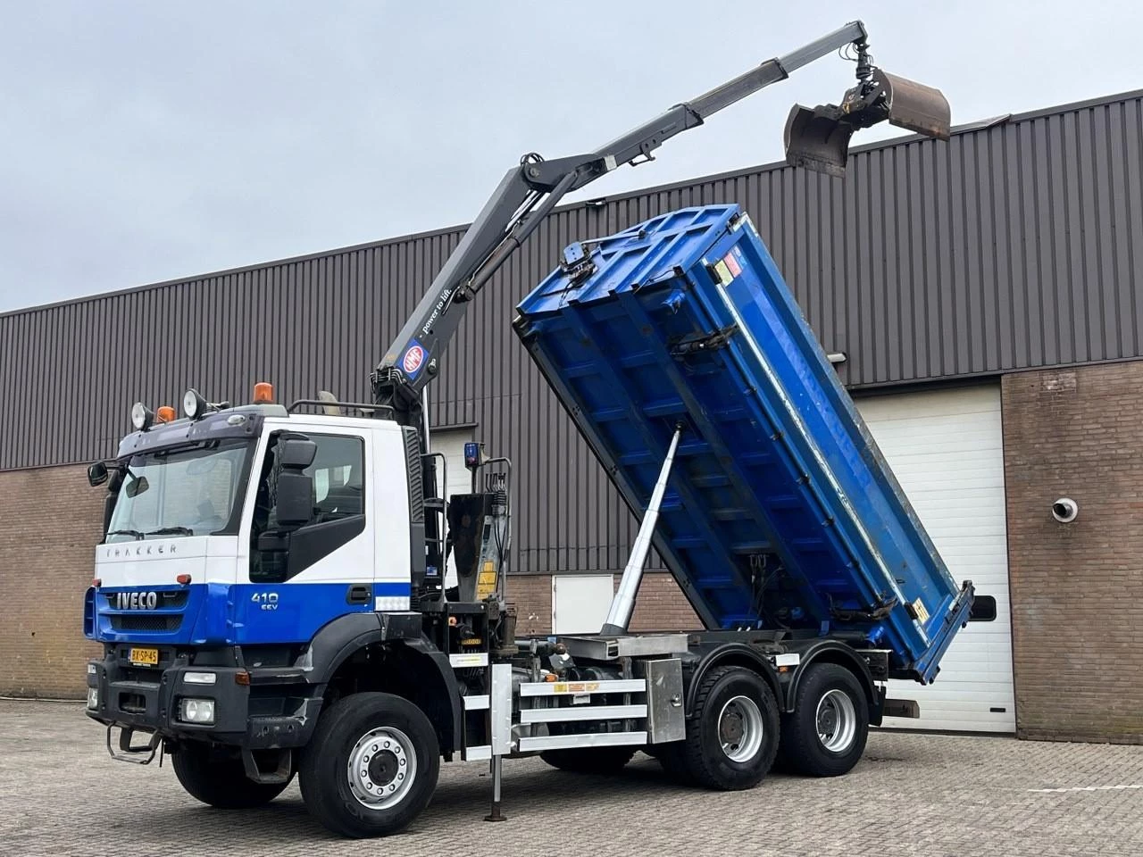 Iveco Trakker 2010 - 410 afbeelding 1