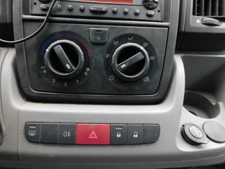 Peugeot Boxer 2011 - 333 2.2 HDI L2 DC obrazek 17