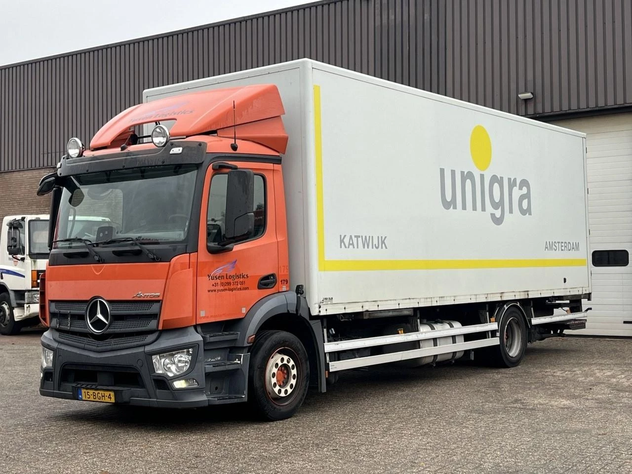 Mercedes-Benz Antos 1827 2015 image 1
