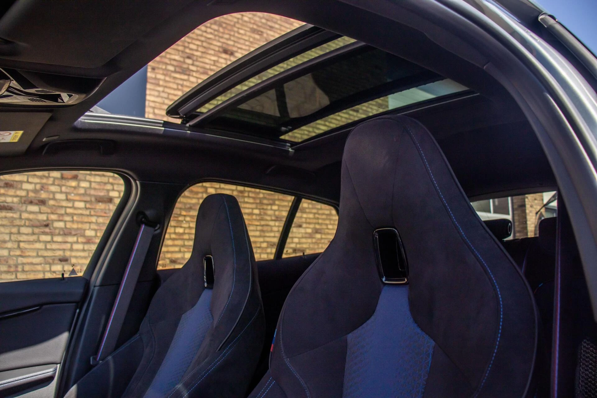 BMW 1 Serie 2023 - 120i M-Sport, NAP, 1ste eig. Dealeronderhouden afbeelding 13