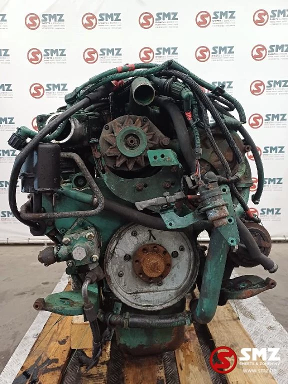 Volvo 2002 - Occ motor D6B220 Volvo obrázek 4