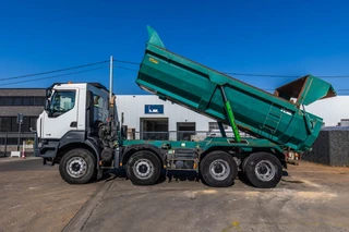 Renault N/A 2008 - KERAX 410 DXI+BENNE ENROCHEMENT HARDOX+INTARDER obrazek 2