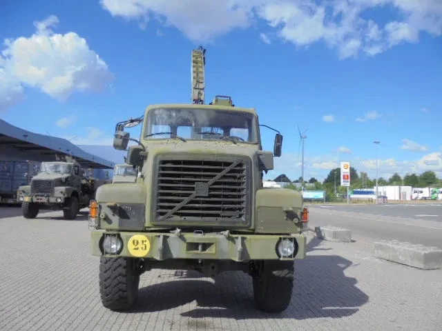 Volvo N 10 1989 - 6X6 L + FASSI 3X IN STOCK afbeelding 7