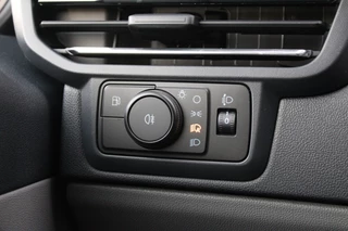 Ford Transit Custom 2025 - 320 2.5 PHEV L2H1 Limited 232pk - 2x Schuifdeur - Trekhaak - Stoel/Stuurverwarming - Blindspot - Keyless - Rijklaar afbeelding 19