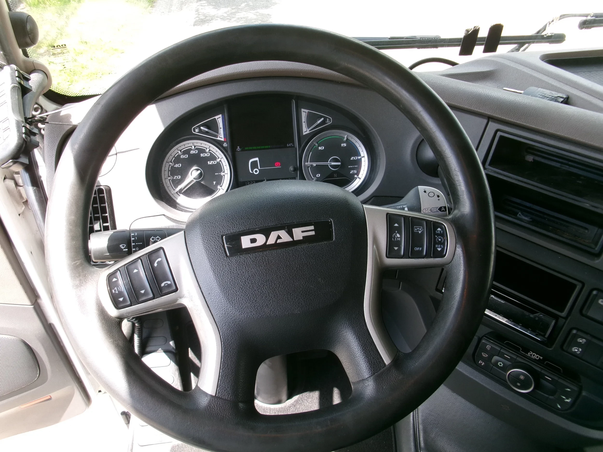 DAF XF 450 2019 - NL TRUCK APK 03-2027 zdjęcie 11