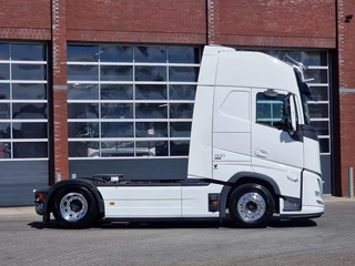 Volvo FH 2026 - 500 XL Aero 4x2 - Full Air - Retarder - I parkcool - 2x tank - NEW obrazek 8