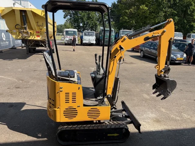 JPC 2025 - KV 12 , Mini Excavator, 2 pieces in stock obrázek 17