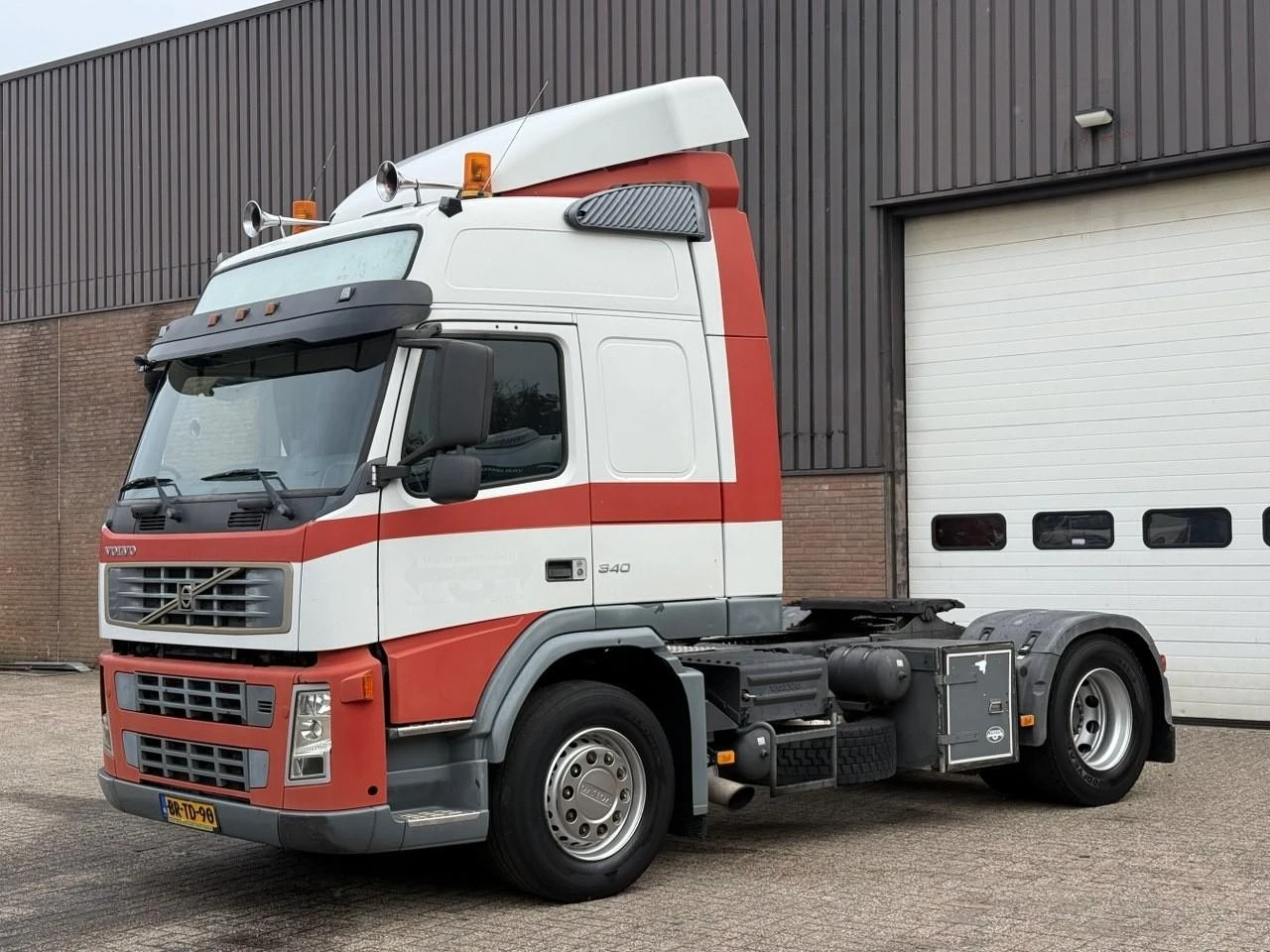 Volvo FM9 4X2T FAL8.0 RAD-A4 2006 afbeelding 1