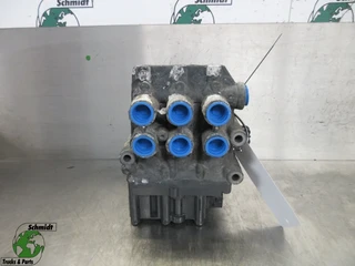 Mercedes-Benz - A 001 327 12 25 MAGNEET VENTIEL MERCEDES BENZ 2542 EURO 6 for sale