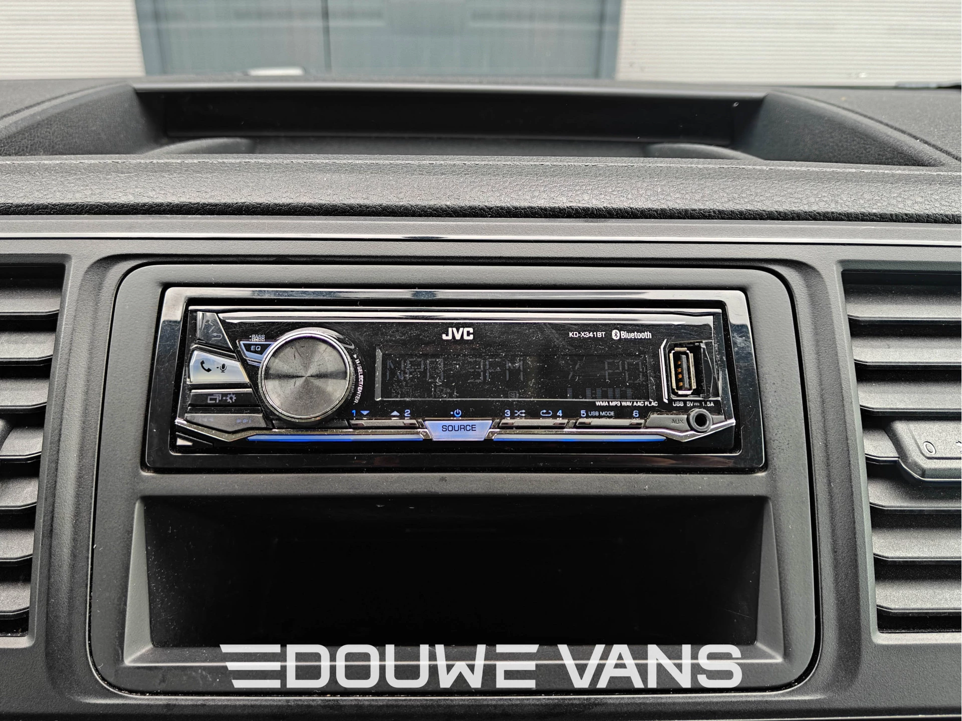Volkswagen Transporter 2017 - T6 L2 9 Persoons Airco Kombi Bluetooth afbeelding 12