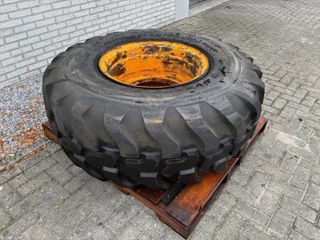Dunlop N/A - Used 555/70R24 EM Dunlop wheel for Ahlmann wheelloader изображение 3
