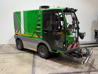 Tenax TXE2 hybride wegdekreiniger lithium kubota 2018 2018 image 2 thumbnail