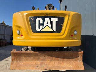 Cat N/A 2014 - M320F obrazek 4