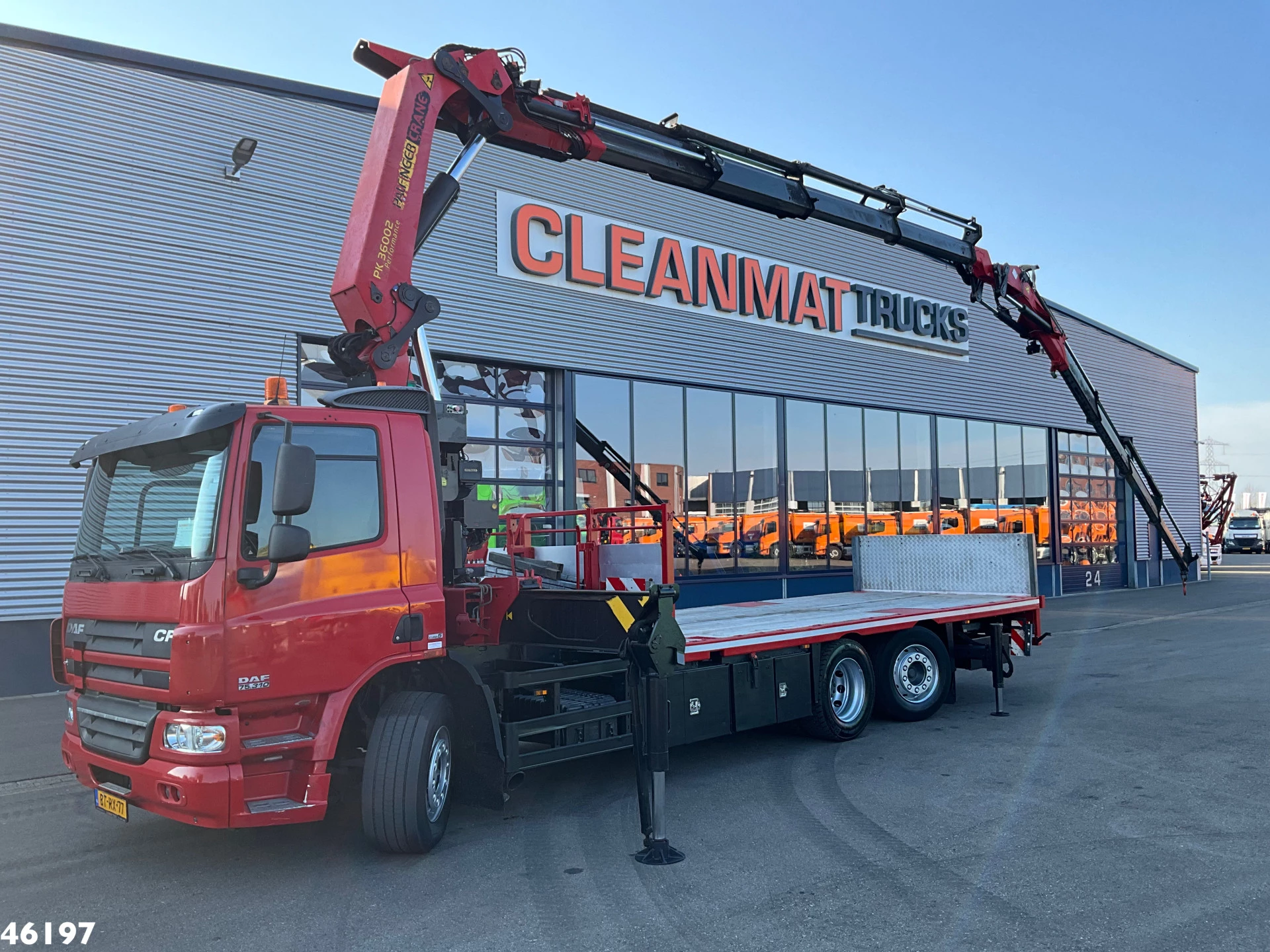 DAF FAN 75 CF 310 Euro 5 Palfinger 36 Tonmeter laadkraan + Fly jib 2008 afbeelding 1