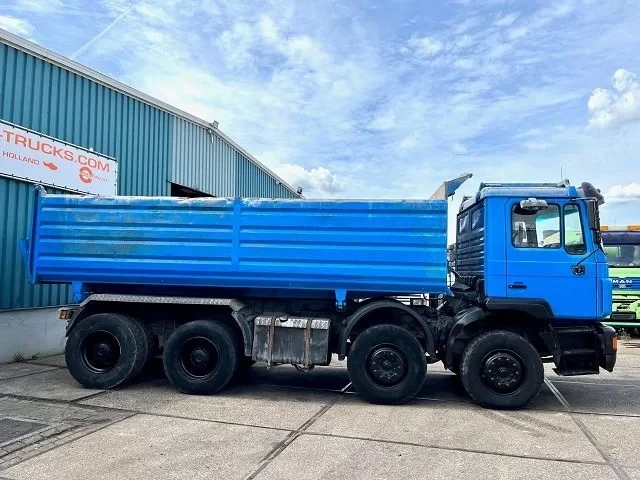 MAN 41.464 F2000 1999 - 8X4 FULL STEEL KIPPER (EURO 2 / ZF16 MANUAL GEARBOX / ZF-INTARDER / FULL STEEL SUSPENSION / REDUCTION AXLES) Bild 4