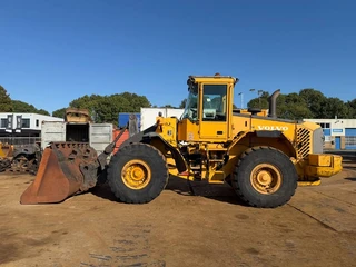 Volvo 2002 - L 120 E te koop