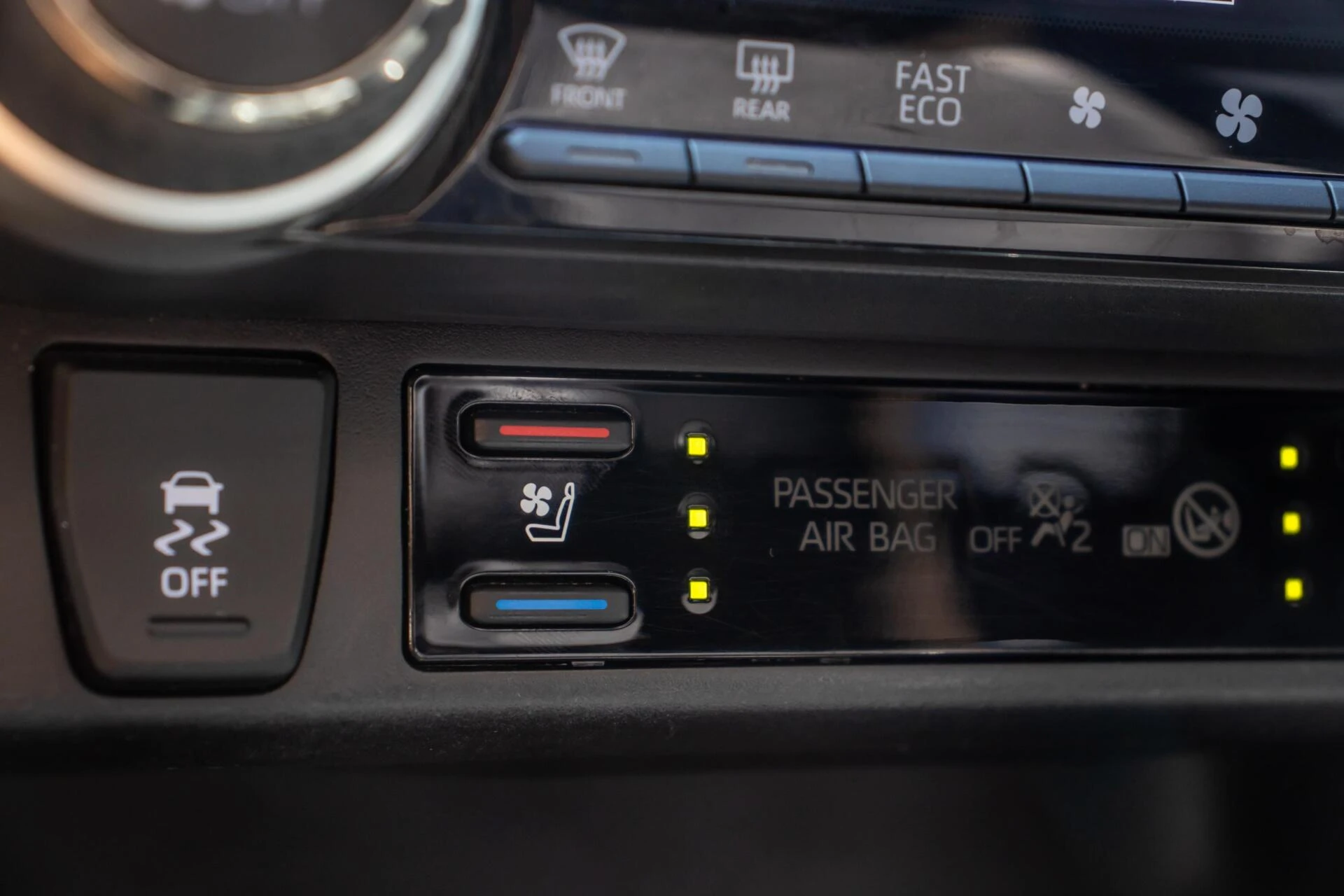 Toyota RAV4 2022 - 2.5 Hybrid AWD Dynamic, Pano, Leder, JBL, ACC afbeelding 19