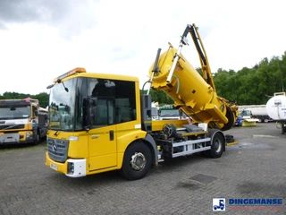 Mercedes-Benz Econic 1830 4x2 Euro 6 RHD Fuller vacuum tank 8.1 m3 2015 en venta