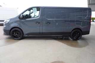 Renault Trafic 2024 - 2.0 Blue dCi 130PK L2H1 Advance Schuifdeur L+R Black Edition image 8