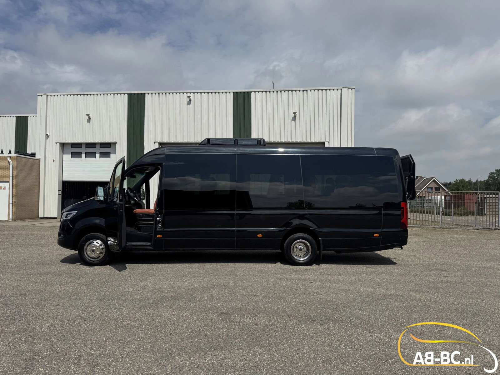 Mercedes-Benz 519 Storm, 21 Seats large luggage space, Euro 6 2026 Bild 14