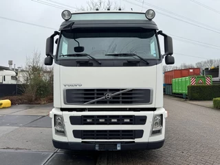 Volvo FH 2008 - 400 EURO 5 / I-SHIFT immagine 3