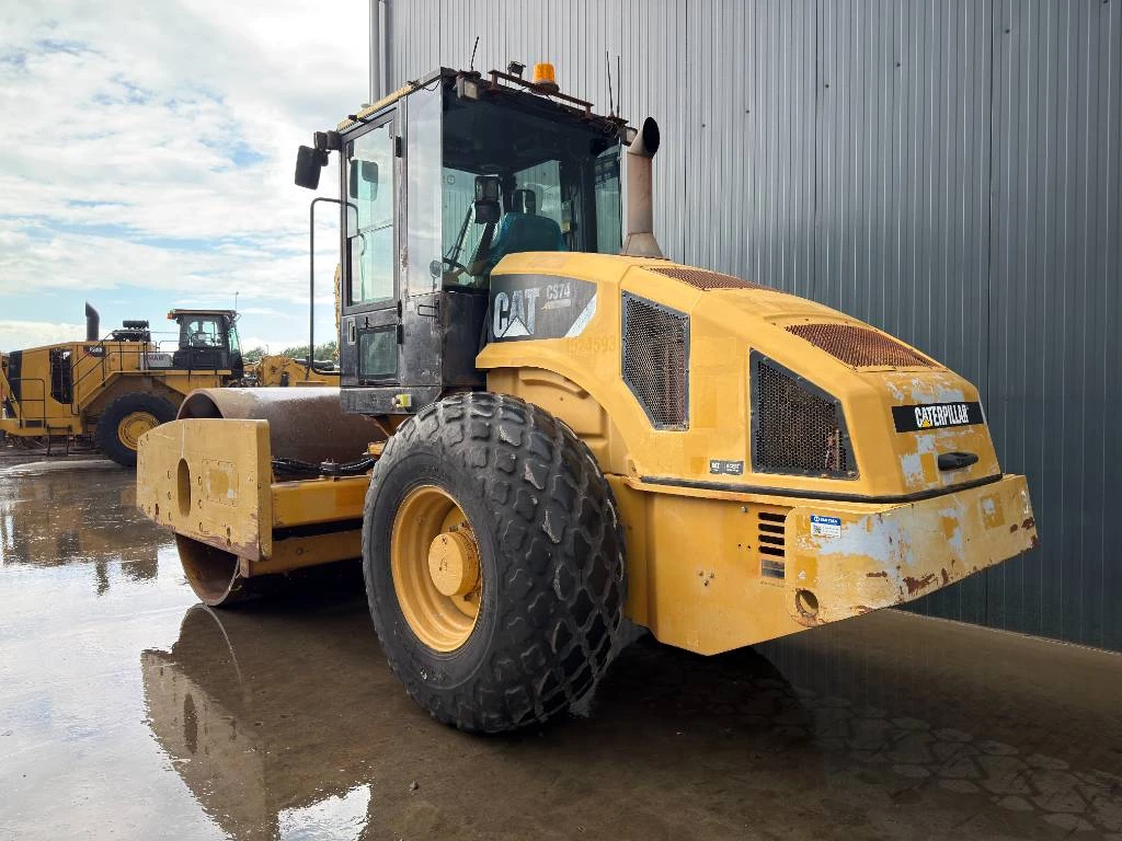 Cat 2010 - CS74 afbeelding 3
