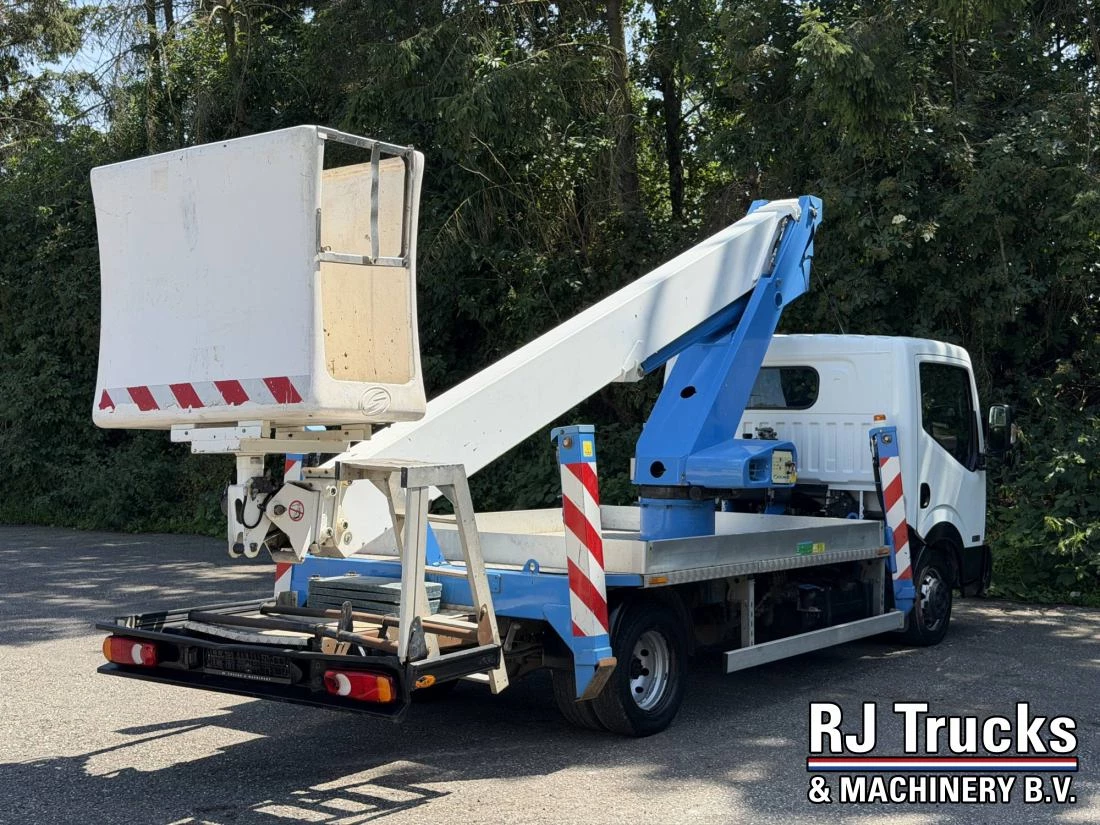 Nissan Cabstar 2017 - NT400 35.13 - Socage T318 | 18M | 10M Outreach | Euro 6 afbeelding 24
