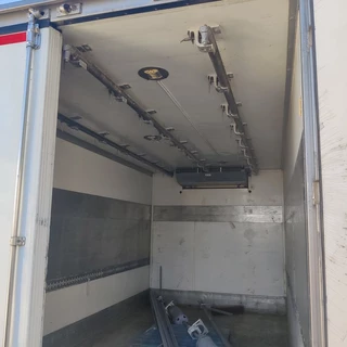 Renault Midlum-With-Hanging-Work-In-The-Fridge 2011 - N/A obrazek 14