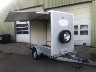 Hapert N/A 1999 - Type R. Enkelas aanhangwagen geremd met verkoopluik Links en rechts. 250x130x180cm. WV-47-XG Zo weg ! imagen 1