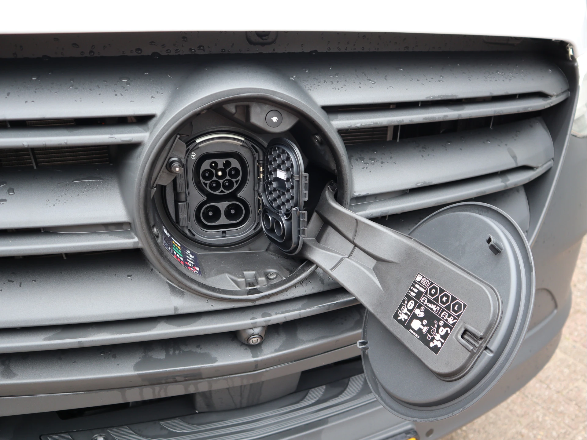 Mercedes-Benz eSprinter 2025 - 320 81kWh L3 Open Laadbak 430 cm - Select - MBUX - Camera afbeelding 7