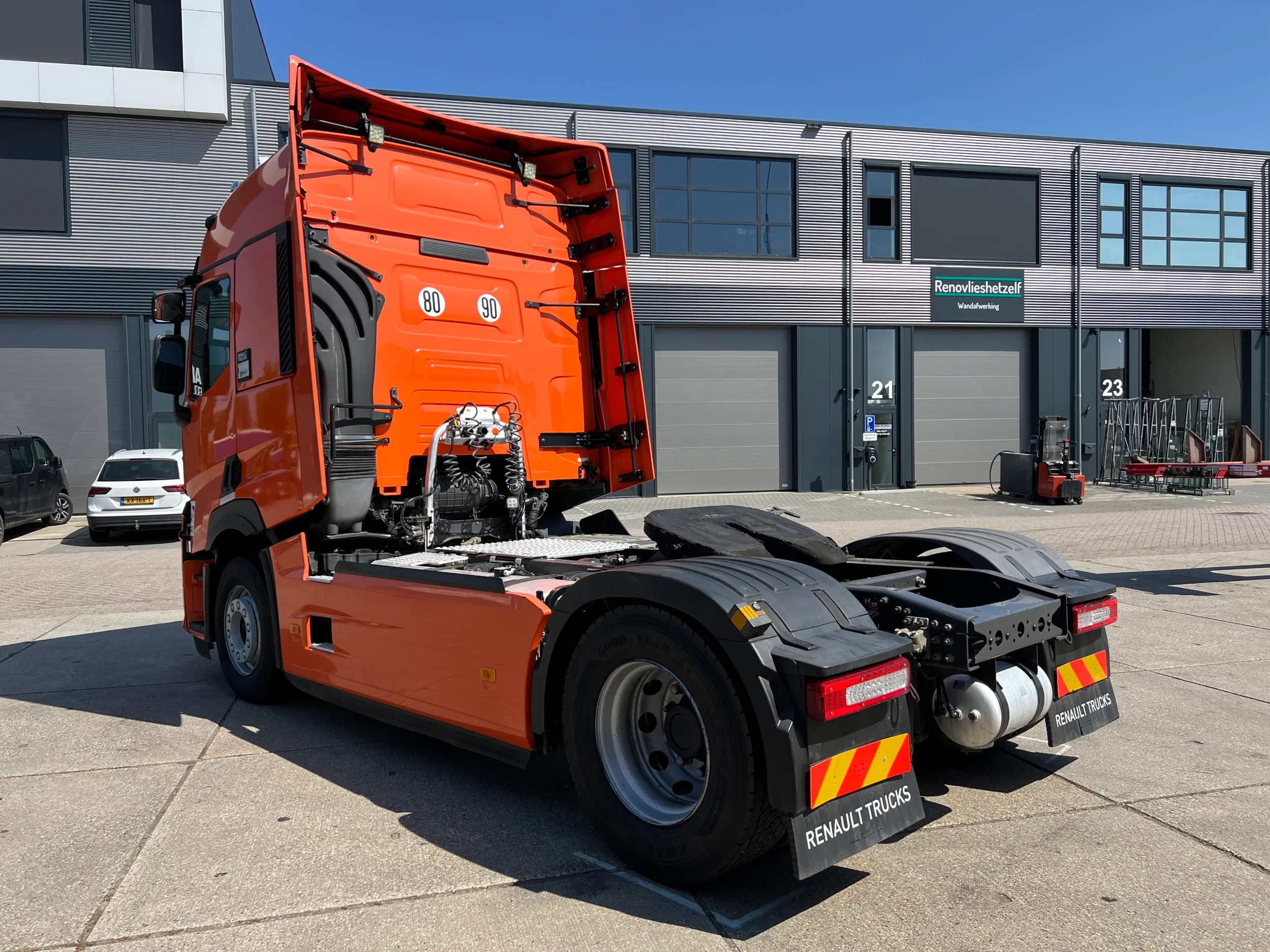 Renault T480 2022 - / 2x Tank / Full Spoilers / Euro 6-E afbeelding 6