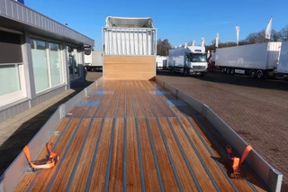 DAF XF 450 2021 - 6x2 Oprijwagen vloerhoogte 100 cm + 2x  bed + lift as afbeelding 13