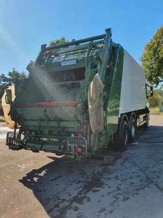 Iveco N/A 2009 - 260S 42 WAAGE 5 m³ Zöller Medium XXL 24 Umleerer image 7