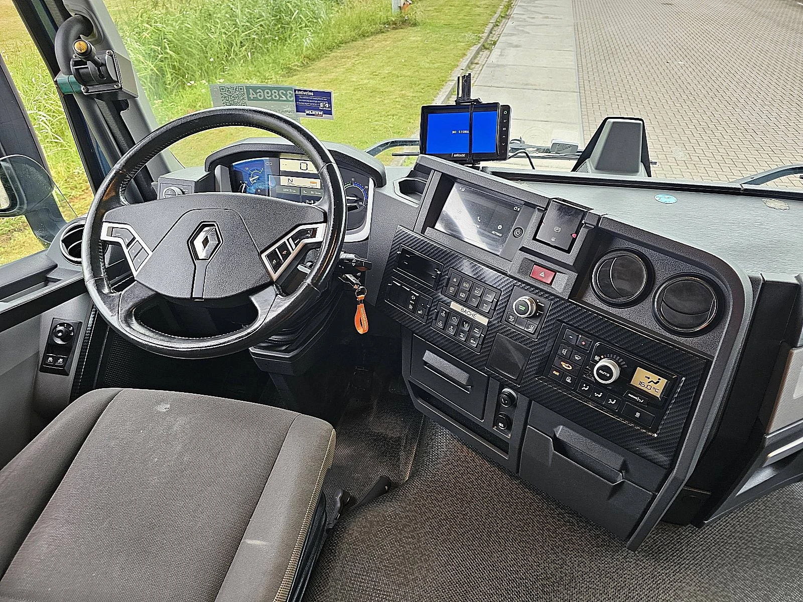 Renault 2021 - C 440 изображение 8