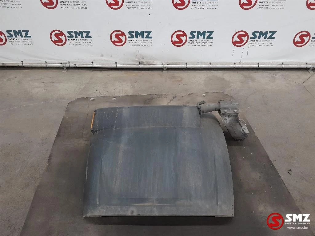 DAF 2014 - Occ spatbord achteraan rechts met steun DAF immagine 1
