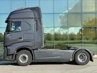 Iveco S-WAY 510 2020 - RETARDER FULL ADR FULL AIR FULL OPTIONS ONLY 653k KM TOP CONDITION afbeelding 2 miniatuur