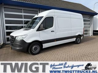 Mercedes-Benz Sprinter 2021 - 211 2.2 CDI L2H2 Automaat/7"MBUX bild 1
