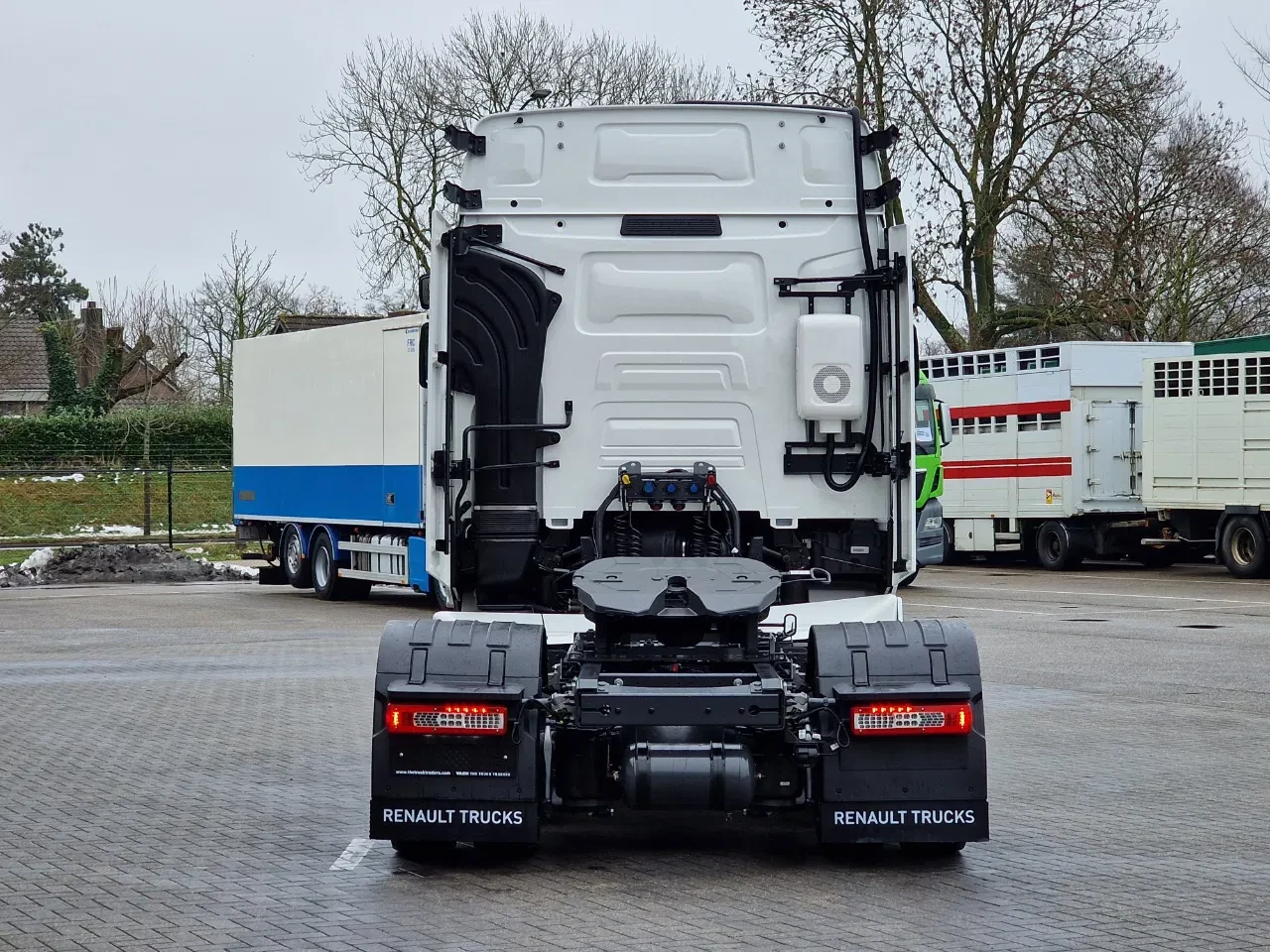 Renault T HIGH - 480 4x2 - Lowdeck - Lifting 5th wheel - Retarder - Night clima - Full air - New zdjęcie 33