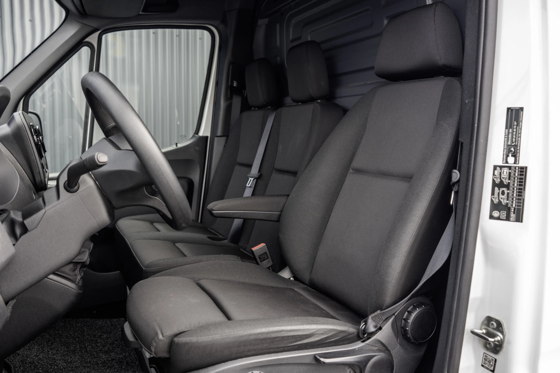 Mercedes-Benz Sprinter 2023 - **317 CDI L2H2 | Mbux | Camera | CarPlay | Navigatie | Cruise | Climate | PDC | Euro 6** immagine 14